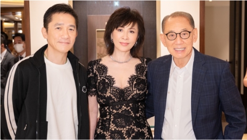 梁朝伟刘嘉玲亲临见证盛事